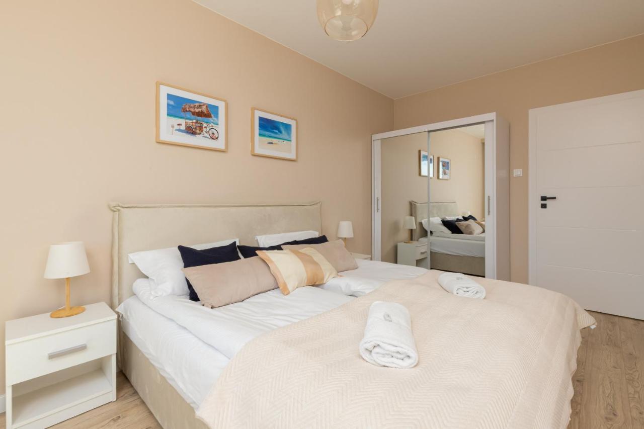 Apartament Sea Waves With Park View By Noclegi Renters Danzig Exterior foto